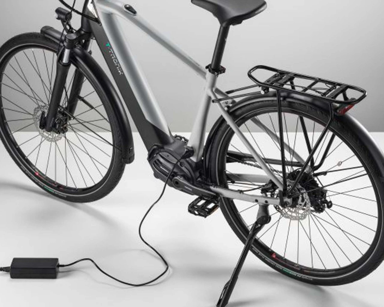 Bianchi T-Tronik T-Type Sunrace 9-Gang E6100 - Elektro Trekking Bike 2022 | White-grey – Bild 4