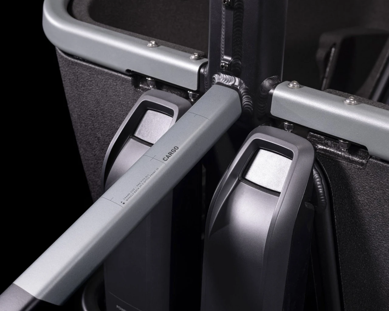 Cube Cargo Dual Hybrid 1000 - Elektro Lastenrad 2022 | Flashgrey´n´black 7 Cube Cargo Dual Hybrid 1000 - Elektro Lastenrad 2022 | Flashgrey´n´black – Bild 5