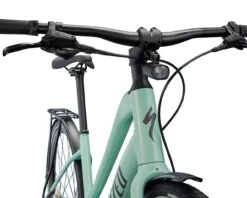 Specialized Vado SL 4.0 Step-Through EQ - Elektro Trapez Trekking Bike 2022 | White Sage-black Refle -Angebote Laufrad Fix Store specialized vado sl 40 step through eq elektro trapez trekking bike 2022 white sage black reflective xl 005 86711 2200x1760 1280x1280